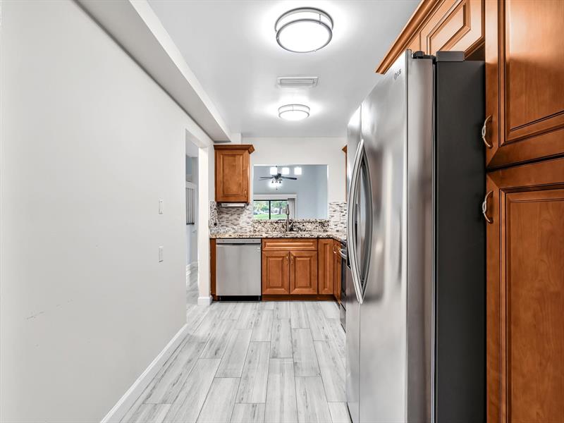 Image 9 of 59 For 4182 Pine Island Rd