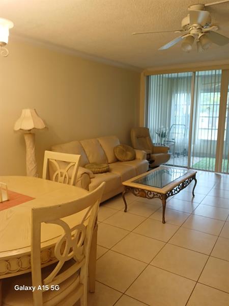 Image 9 of 18 For 6021 61st Ave  209