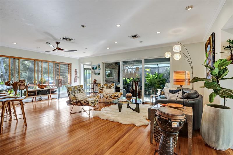 Image 5 of 33 For 1935 Harbour Inlet Dr