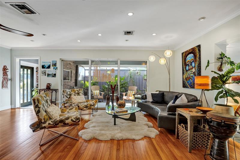 Image 6 of 33 For 1935 Harbour Inlet Dr