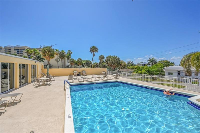 Image 11 of 19 For 1200 Hibiscus Ave  1106