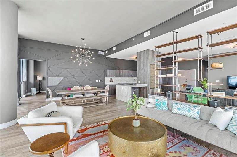 Image 6 of 26 For 480 31st St  Ph5104