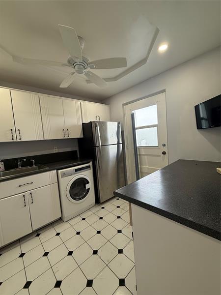 Image 7 of 23 For 5700 2nd Ave 508