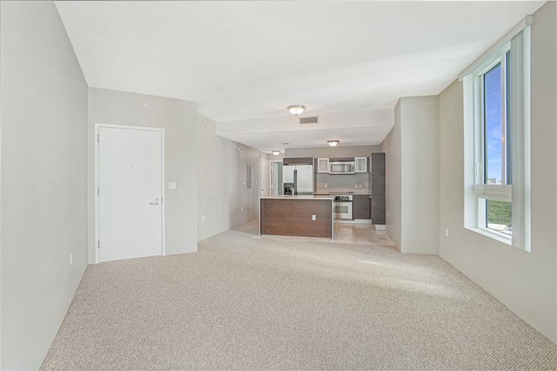 Image 3 of 12 For 1900 Bayshore Dr  1710