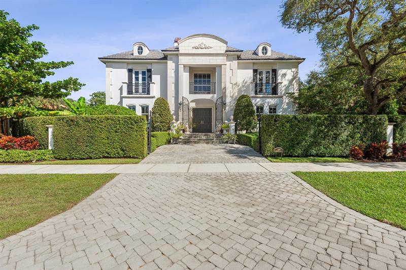 Image 2 of 40 For 1020 Ponce De Leon Dr