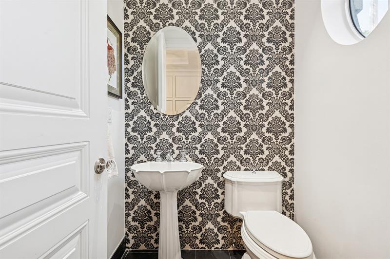 Image 31 of 40 For 1020 Ponce De Leon Dr