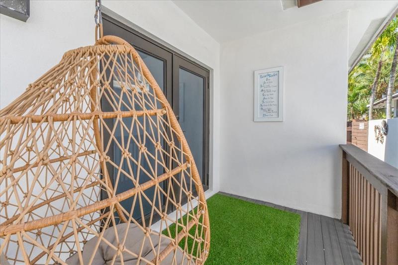 Image 21 of 46 For 2911 Ocean Dr