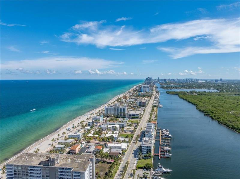 Image 36 of 46 For 2911 Ocean Dr