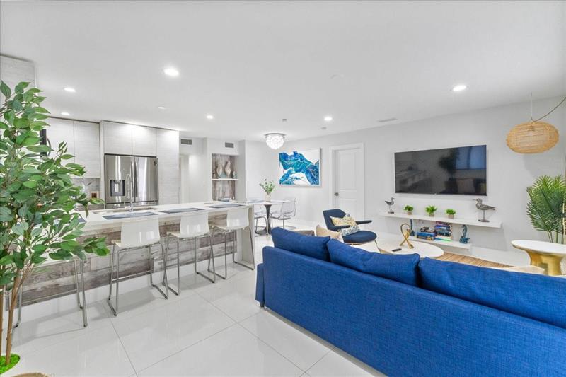 Image 9 of 46 For 2911 Ocean Dr