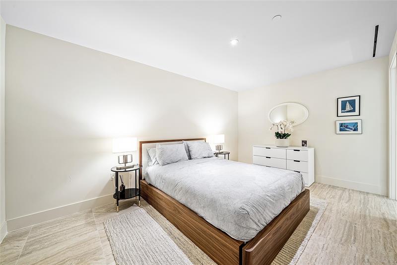 Image 46 of 60 For 525 Fort Lauderdale Beach Blvd  1802