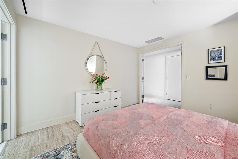 Image 56 of 60 For 525 Fort Lauderdale Beach Blvd  1802