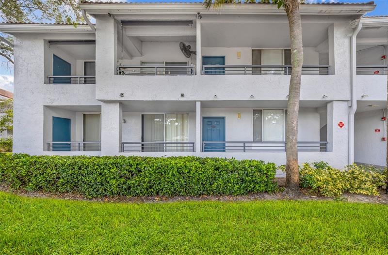 Image 3 of 26 For 941 Lyons Rd  5101