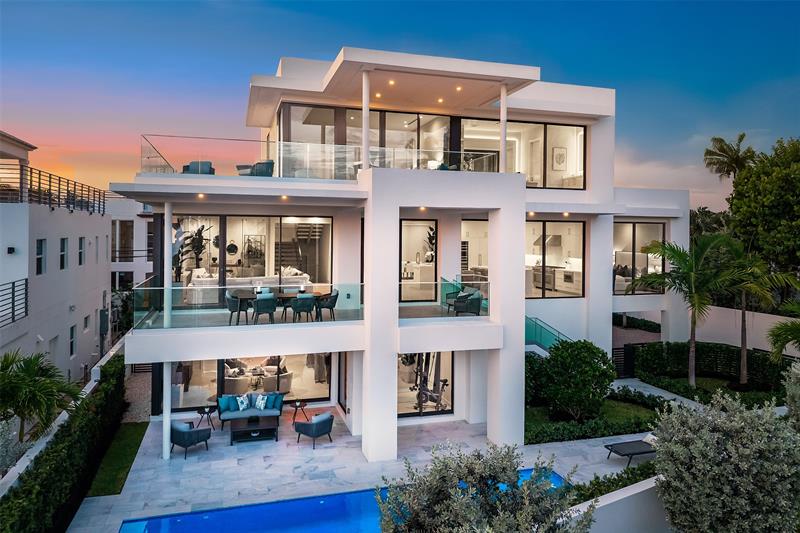 Image 4 of 69 For 1813 Fort Lauderdale Beach Blvd