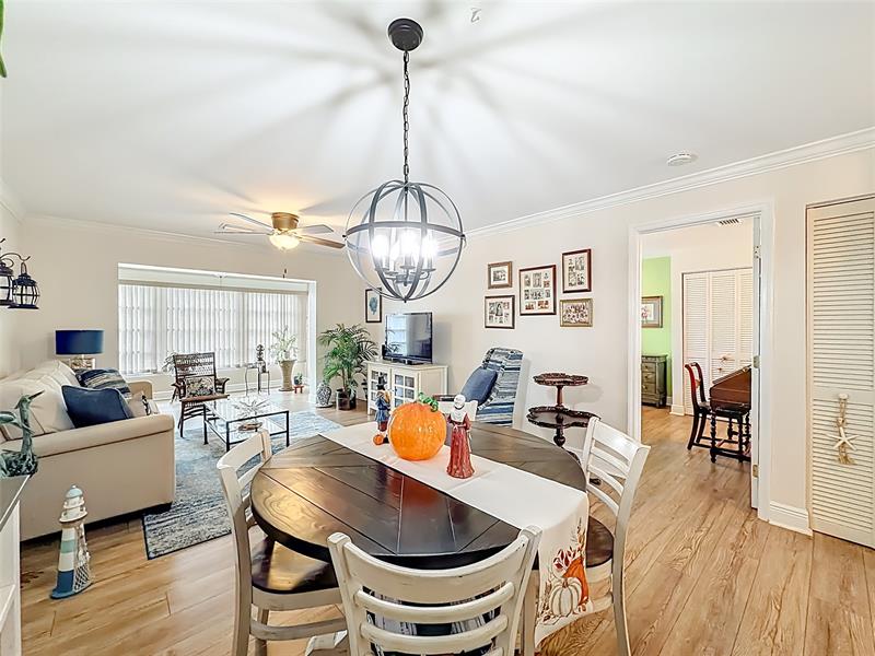 Image 19 of 52 For 6570 Royal Palm Blvd  312