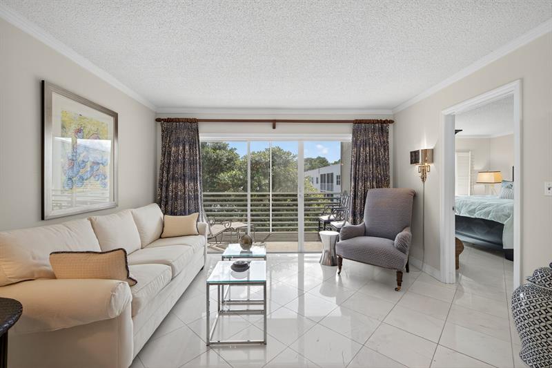 Image 20 of 61 For 1541 Ocean Blvd  406