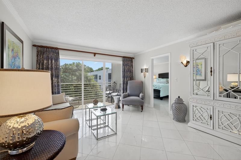 Image 25 of 61 For 1541 Ocean Blvd  406