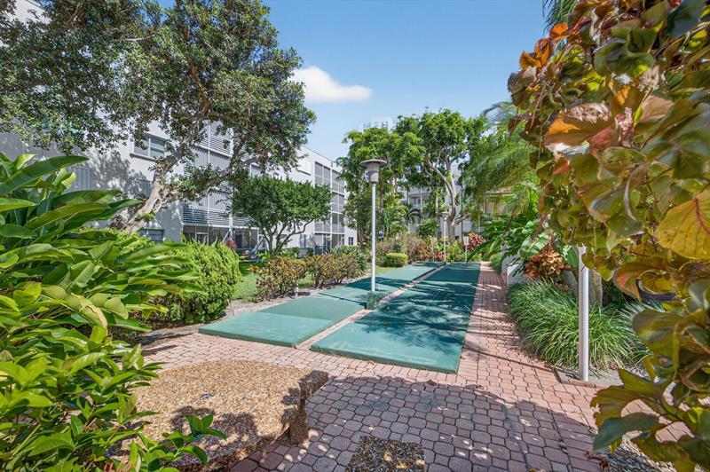 Image 47 of 61 For 1541 Ocean Blvd  406