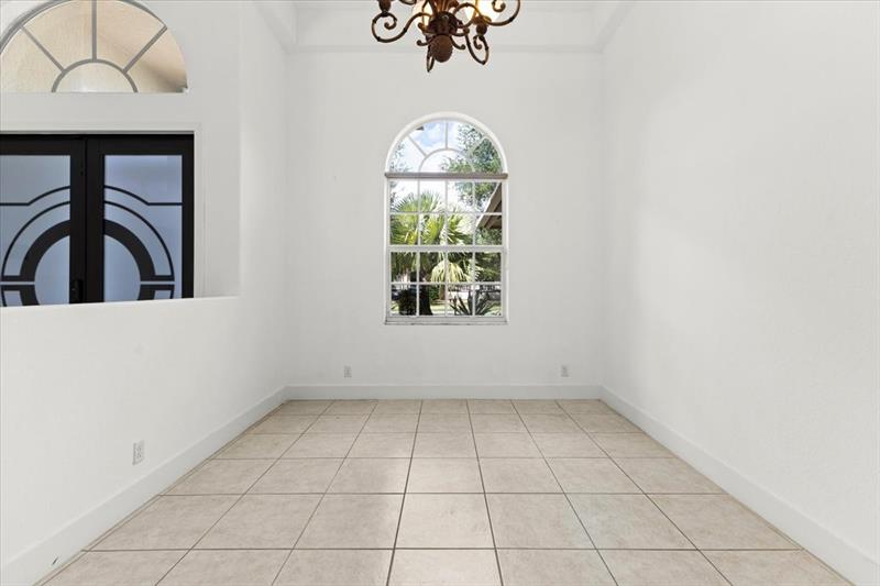 Image 14 of 45 For 6160 58th Ct