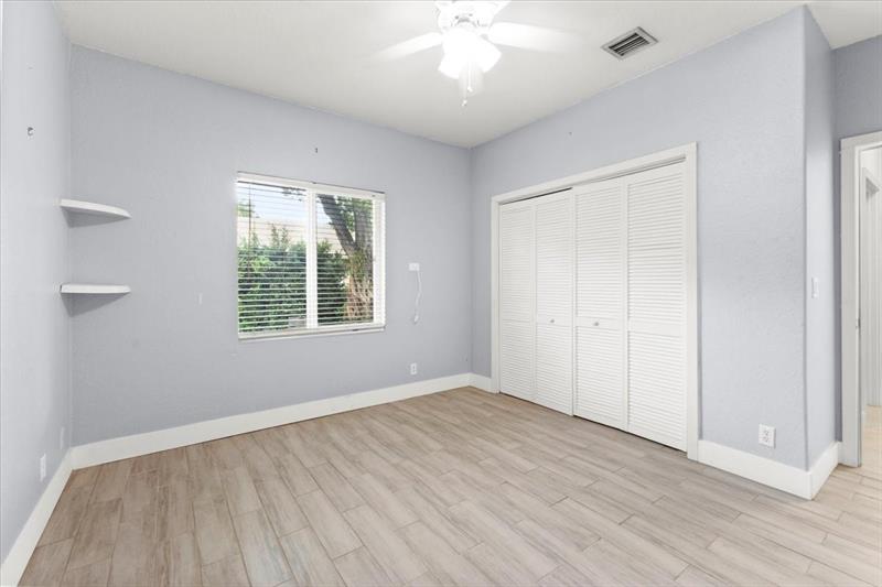 Image 28 of 45 For 6160 58th Ct