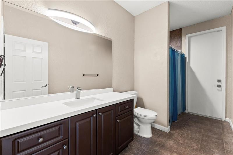 Image 29 of 45 For 6160 58th Ct