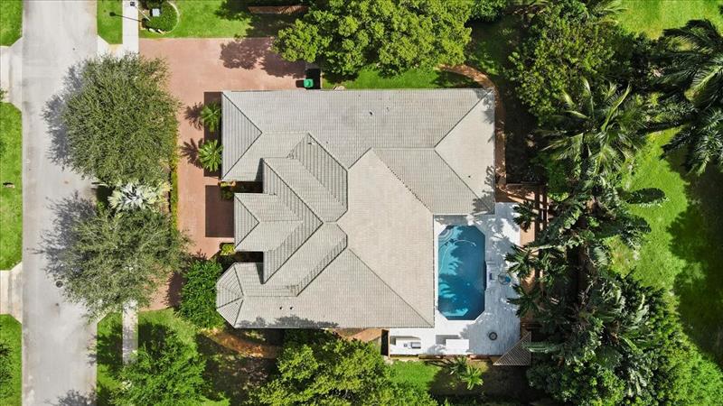 Image 41 of 45 For 6160 58th Ct