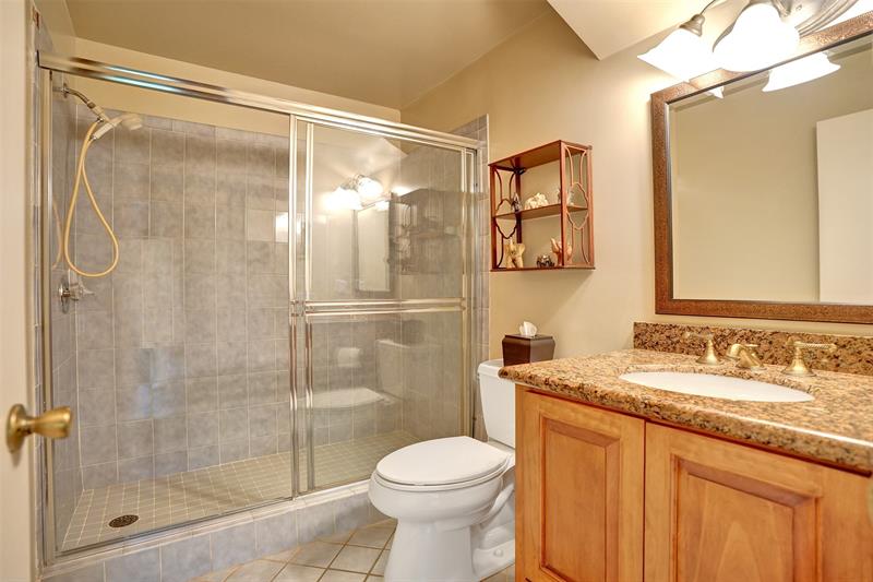 Image 16 of 61 For 11149 Helena Dr