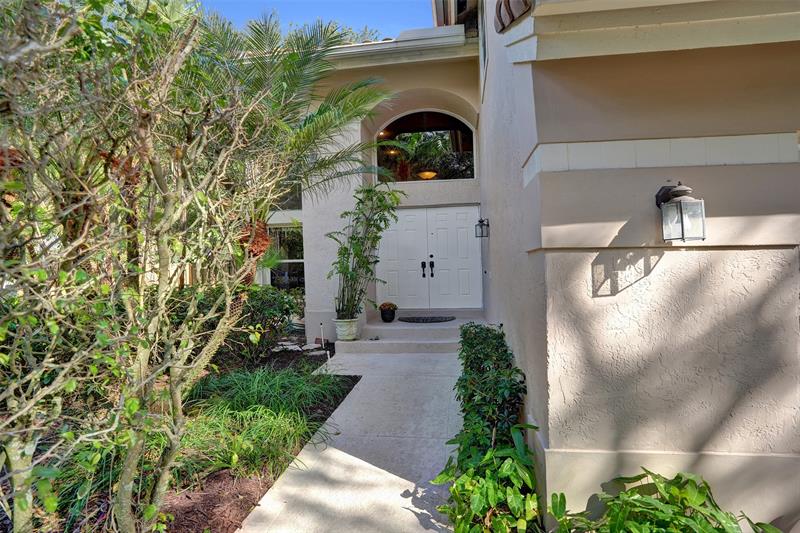 Image 3 of 61 For 11149 Helena Dr