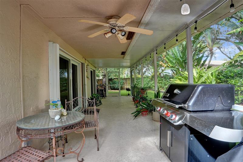 Image 53 of 61 For 11149 Helena Dr