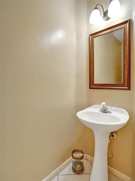 Image 6 of 61 For 11149 Helena Dr
