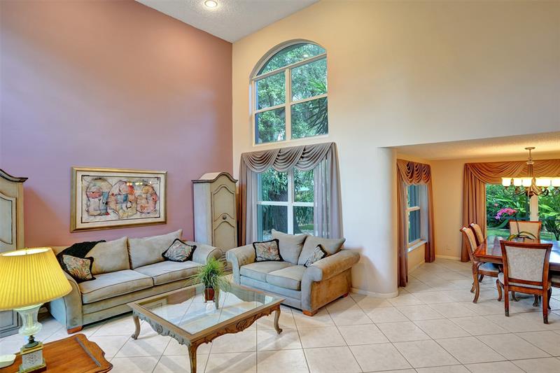 Image 8 of 61 For 11149 Helena Dr