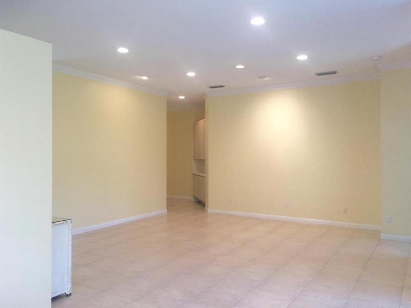 Image 8 of 38 For 2871 Brighton Way