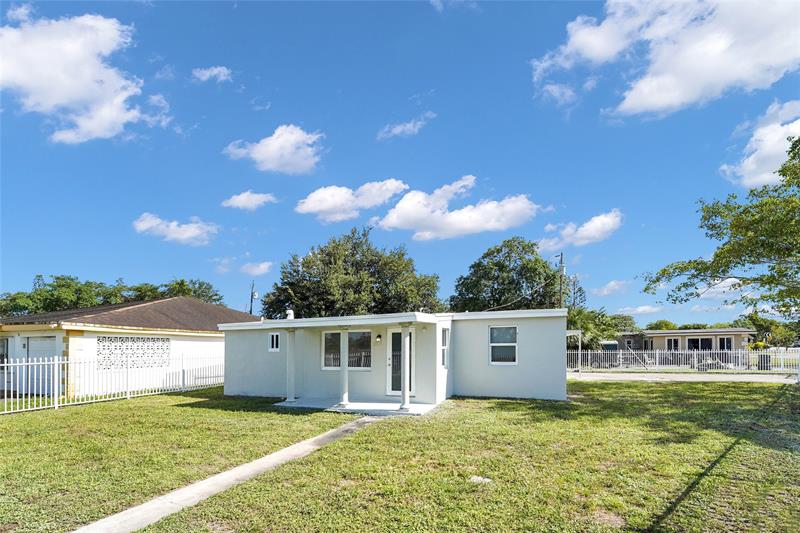 Image 41 of 52 For 2396 Service Road