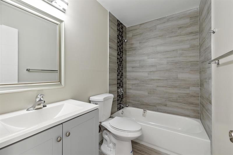 Image 8 of 17 For 586 46th Ave