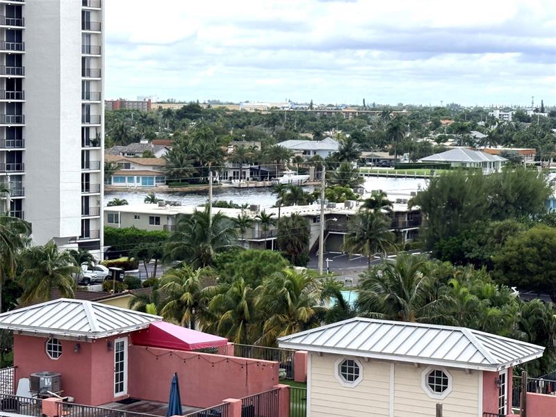 Image 8 of 27 For 3210 5th St  701