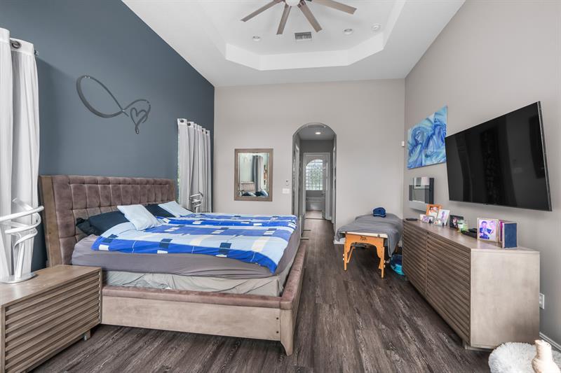 Image 23 of 68 For 7797 Maywood Crest Drive