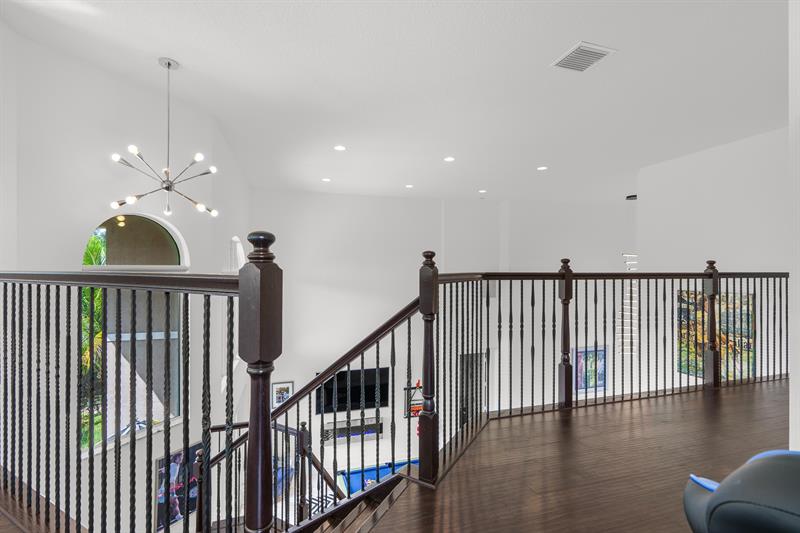 Image 33 of 68 For 7797 Maywood Crest Drive