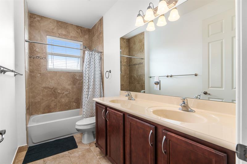 Image 39 of 68 For 7797 Maywood Crest Drive