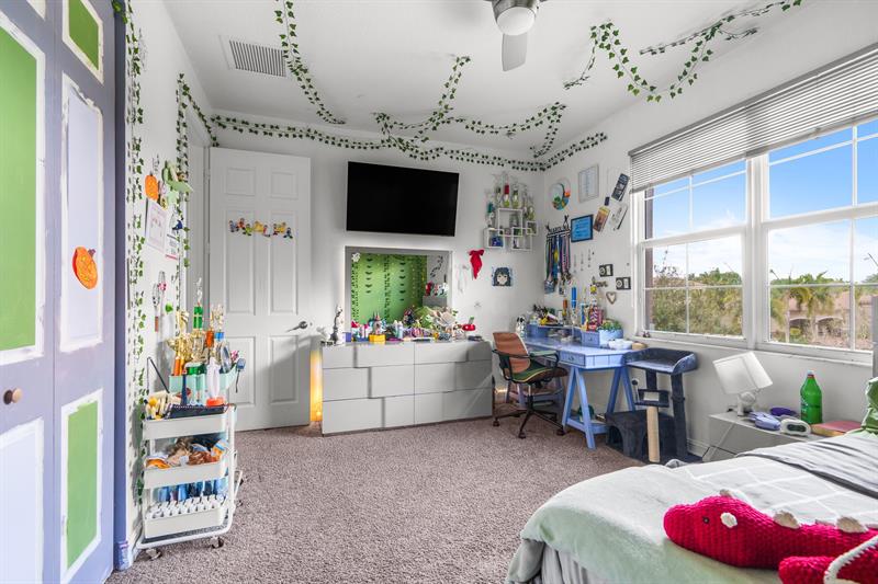 Image 41 of 68 For 7797 Maywood Crest Drive