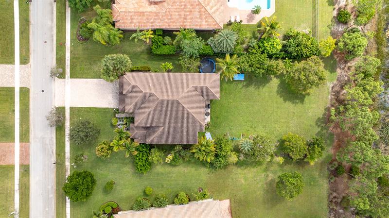 Image 49 of 68 For 7797 Maywood Crest Drive