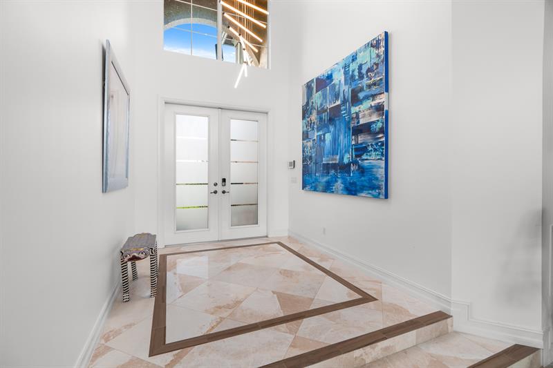 Image 6 of 68 For 7797 Maywood Crest Drive