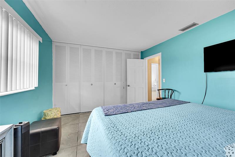 Image 12 of 25 For 2769 Ashley Dr West  Unit F