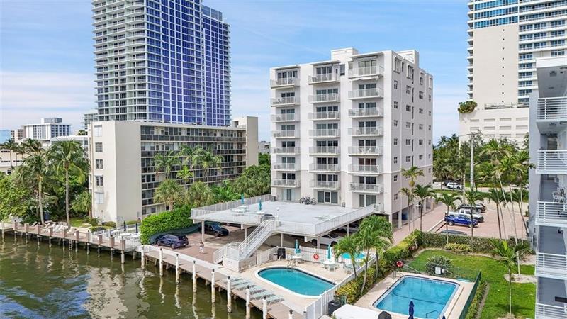 Image 35 of 45 For 95 Birch Rd  302