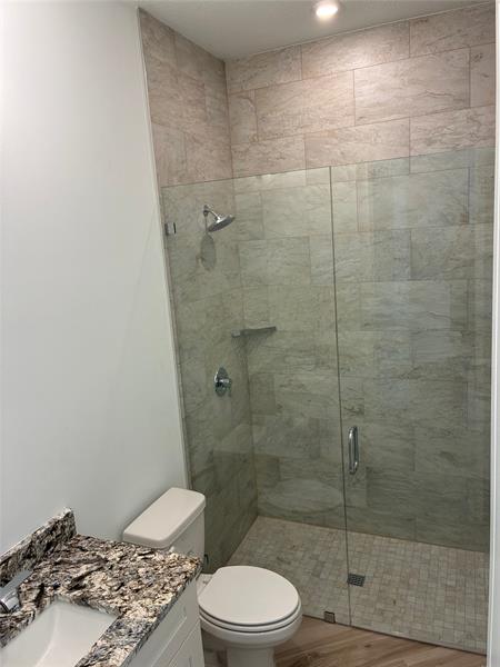 Image 8 of 10 For 1090 Buckhead Dr