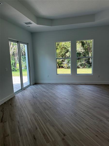 Image 9 of 10 For 1090 Buckhead Dr