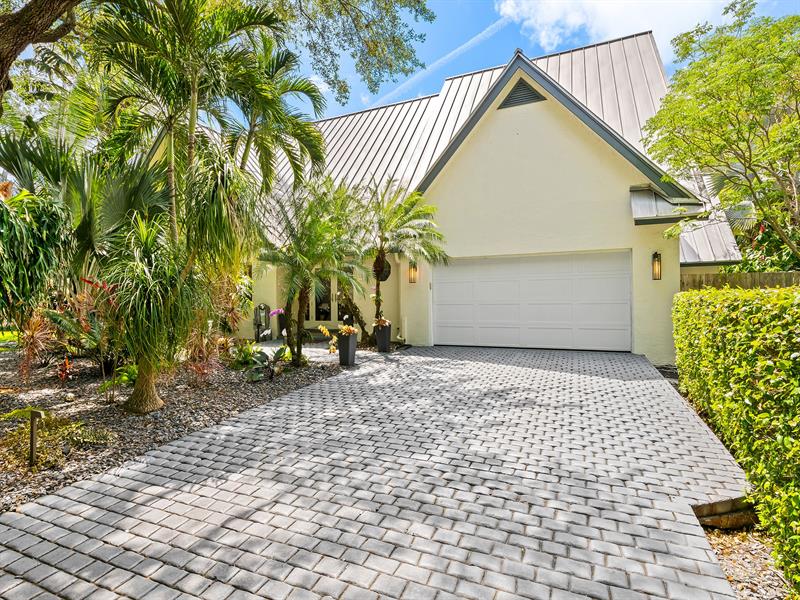 Image 15 of 46 For 2415 Riverlane Ter