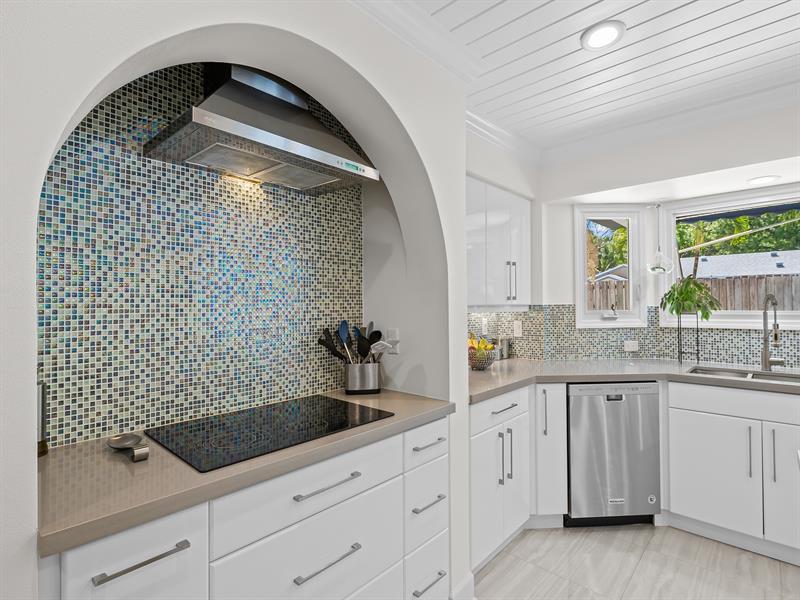 Image 21 of 46 For 2415 Riverlane Ter