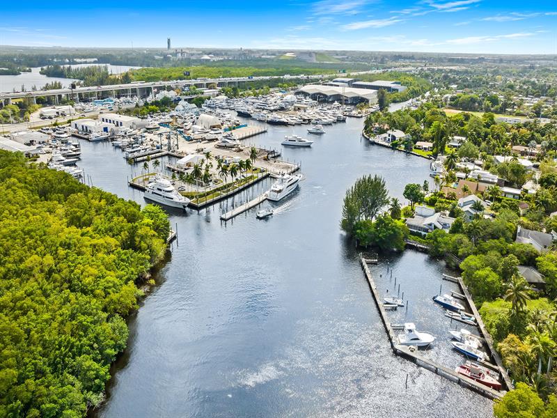 Image 39 of 46 For 2415 Riverlane Ter