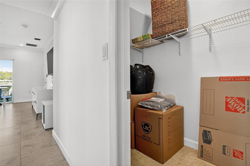 Image 23 of 73 For 822 19th Ave  822