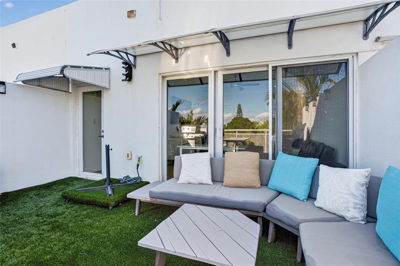 Image 27 of 73 For 822 19th Ave  822