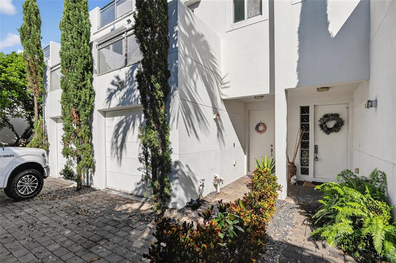 Image 28 of 73 For 822 19th Ave  822